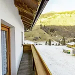 In Near Slopes See