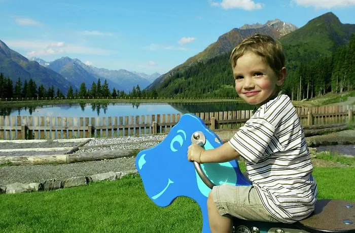 In Near Slopes Apartment *