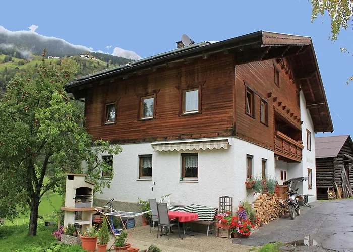 In Near Slopes Apartment