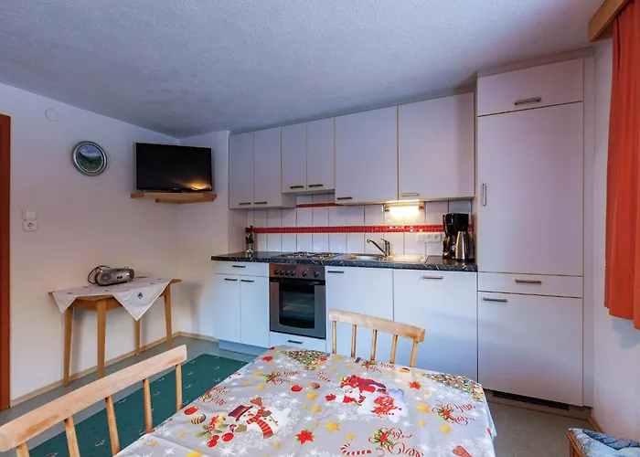 In Near Slopes Apartment See