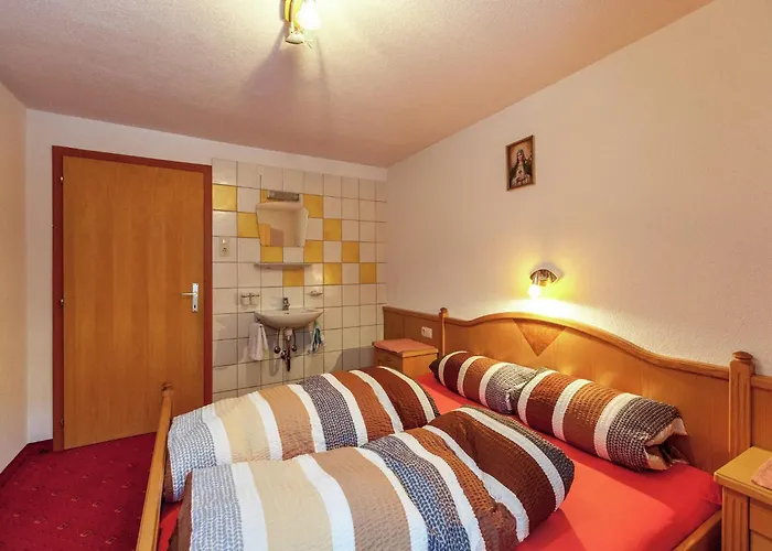 In Near Slopes Apartment *